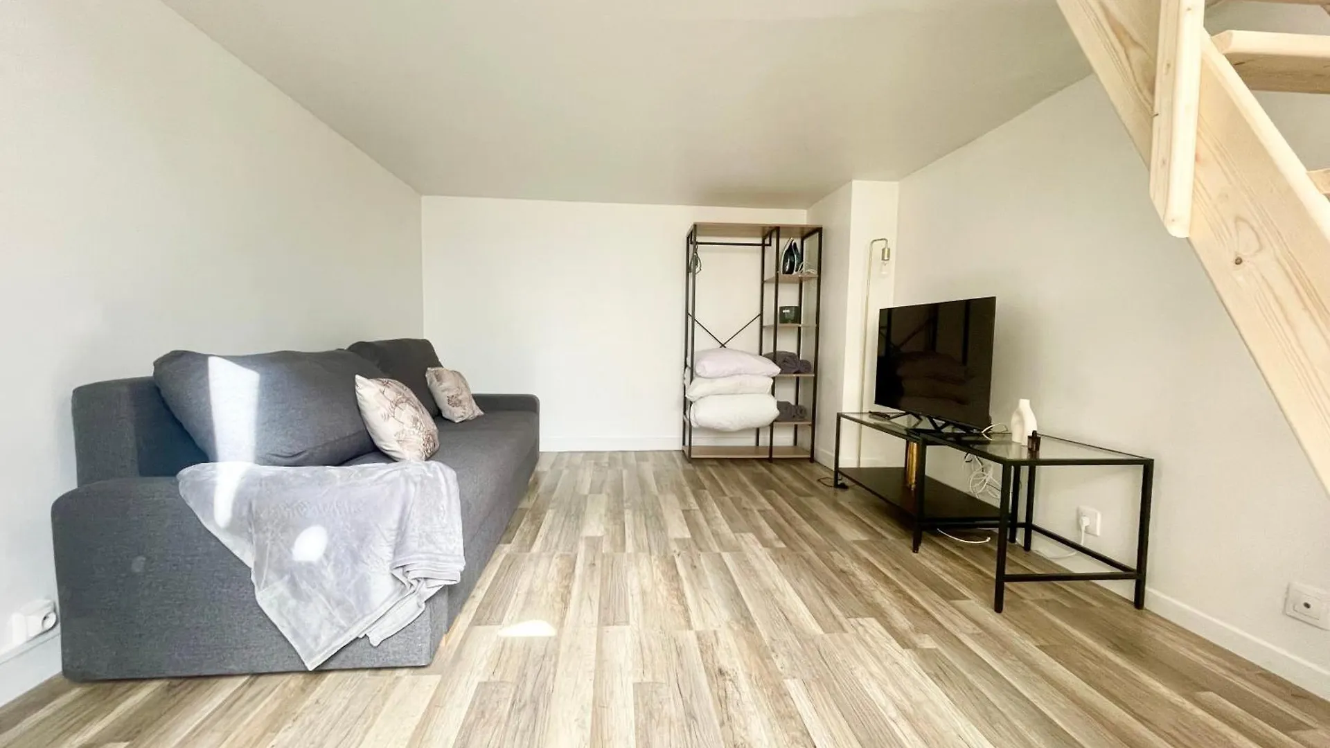 Apartment Homely & Charming Parisian Duplex - Near Marais *