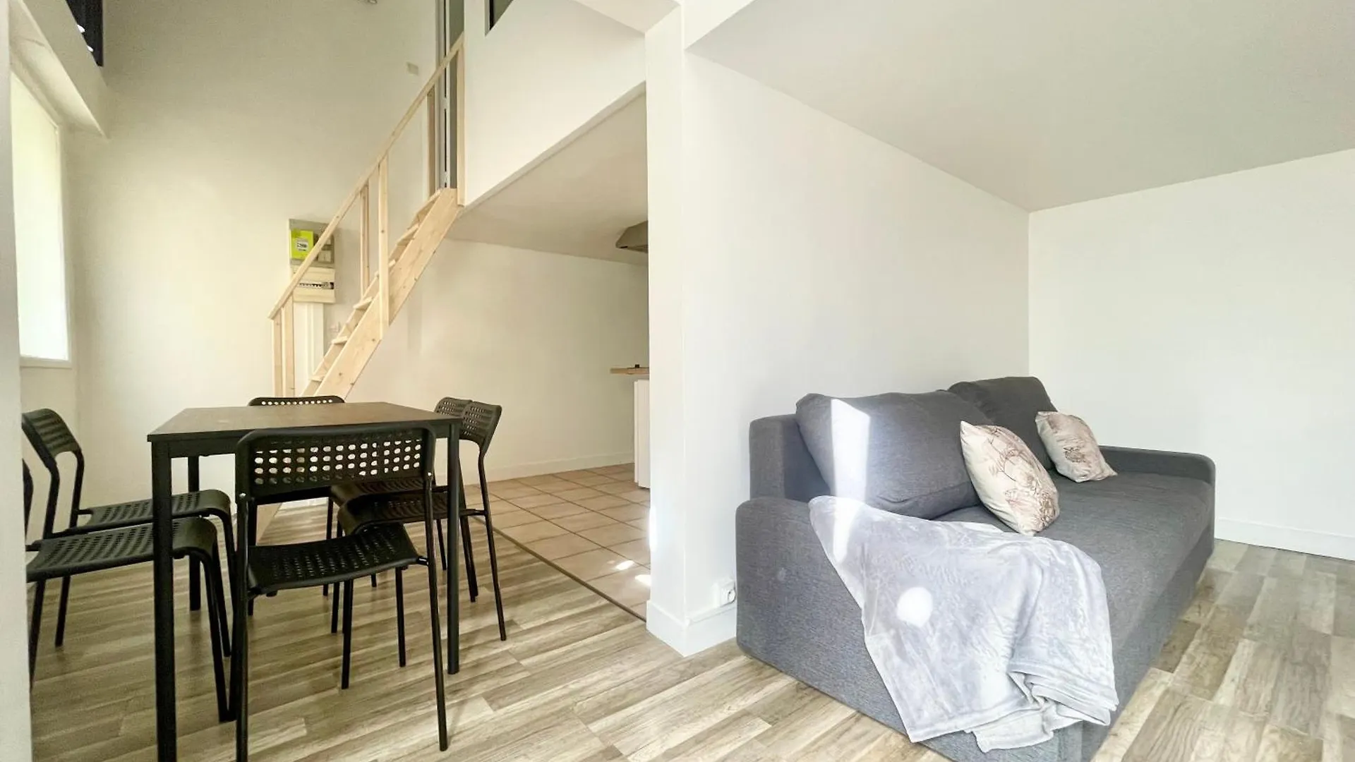公寓 Homely & Charming Parisian Duplex - Near Marais *