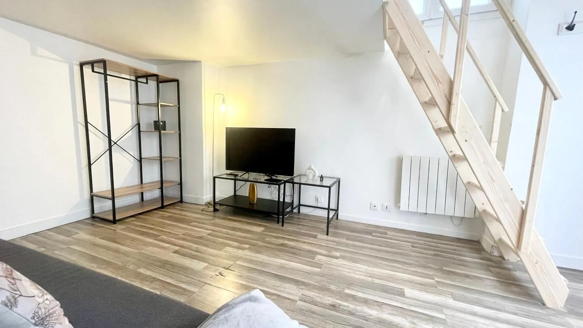 公寓 Homely & Charming Parisian Duplex - Near Marais *